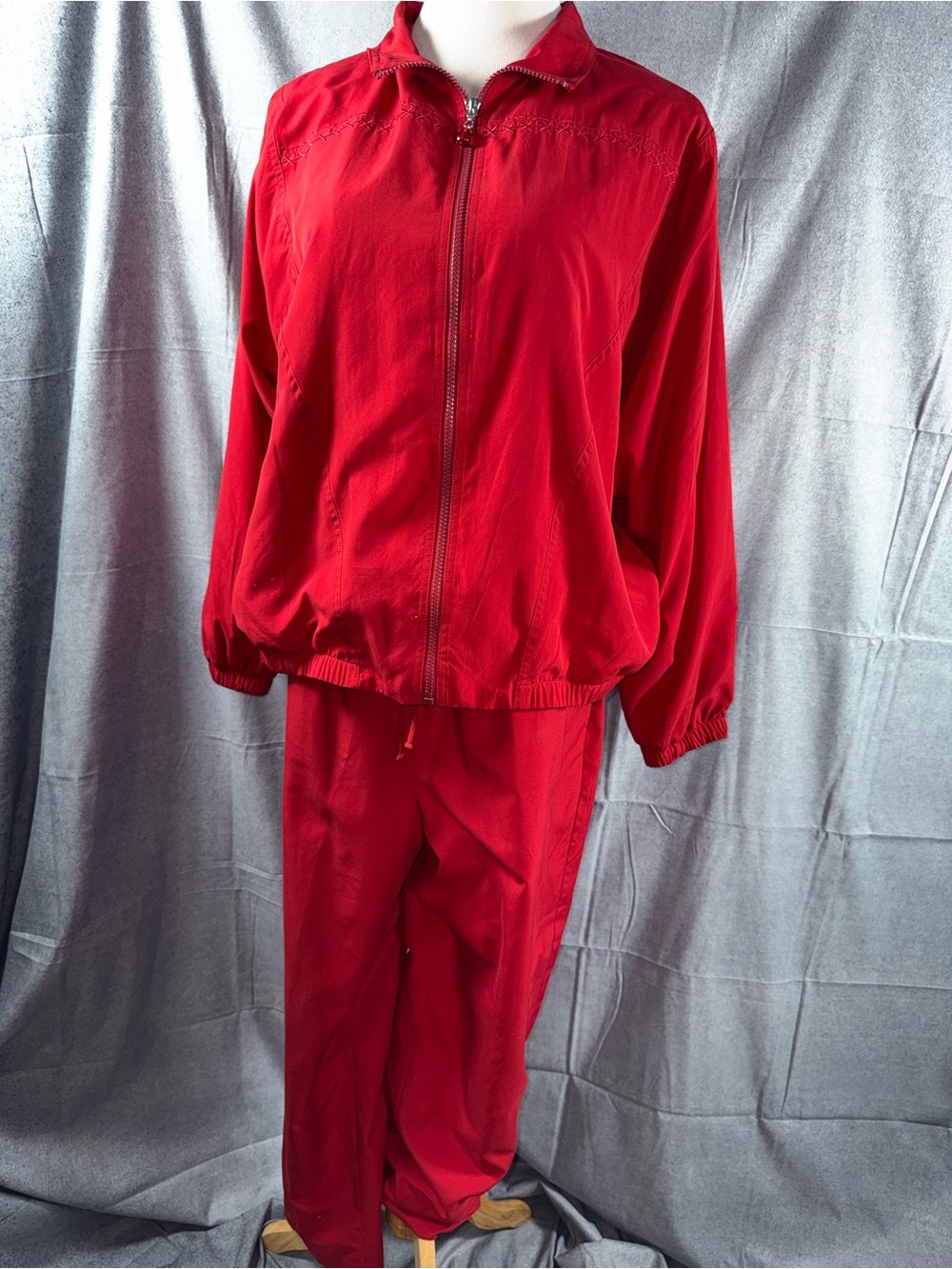 2451-Vintage Napa Valley Women's Red Zip-Up Track Jacket and Jogger Set